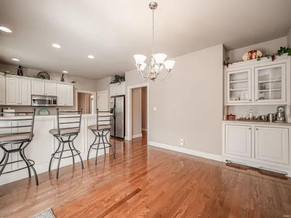 $499,900 | 10411 Lauren Court, Newburgh, IN 47630