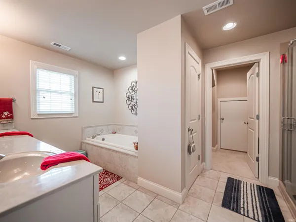 $499,900 | 10411 Lauren Court, Newburgh, IN 47630