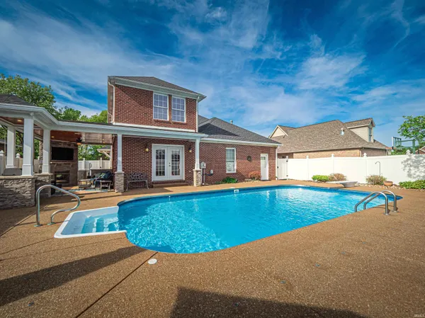 $499,900 | 10411 Lauren Court, Newburgh, IN 47630
