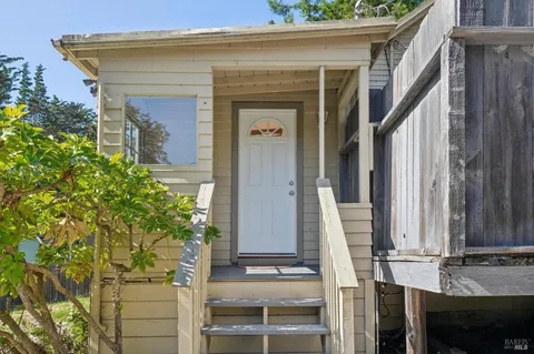 $995,000 | 552 Shoreline Highway, Mill Valley, CA 94941