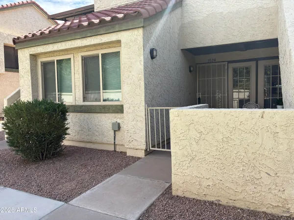 $249,900 | 30 East Brown Road, Unit 1024, Mesa, AZ 85201