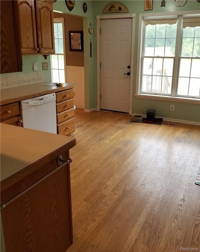 2690 Flint River Road Lapeer, MI 48446 - Photo 10 of 12 flint11.jpg