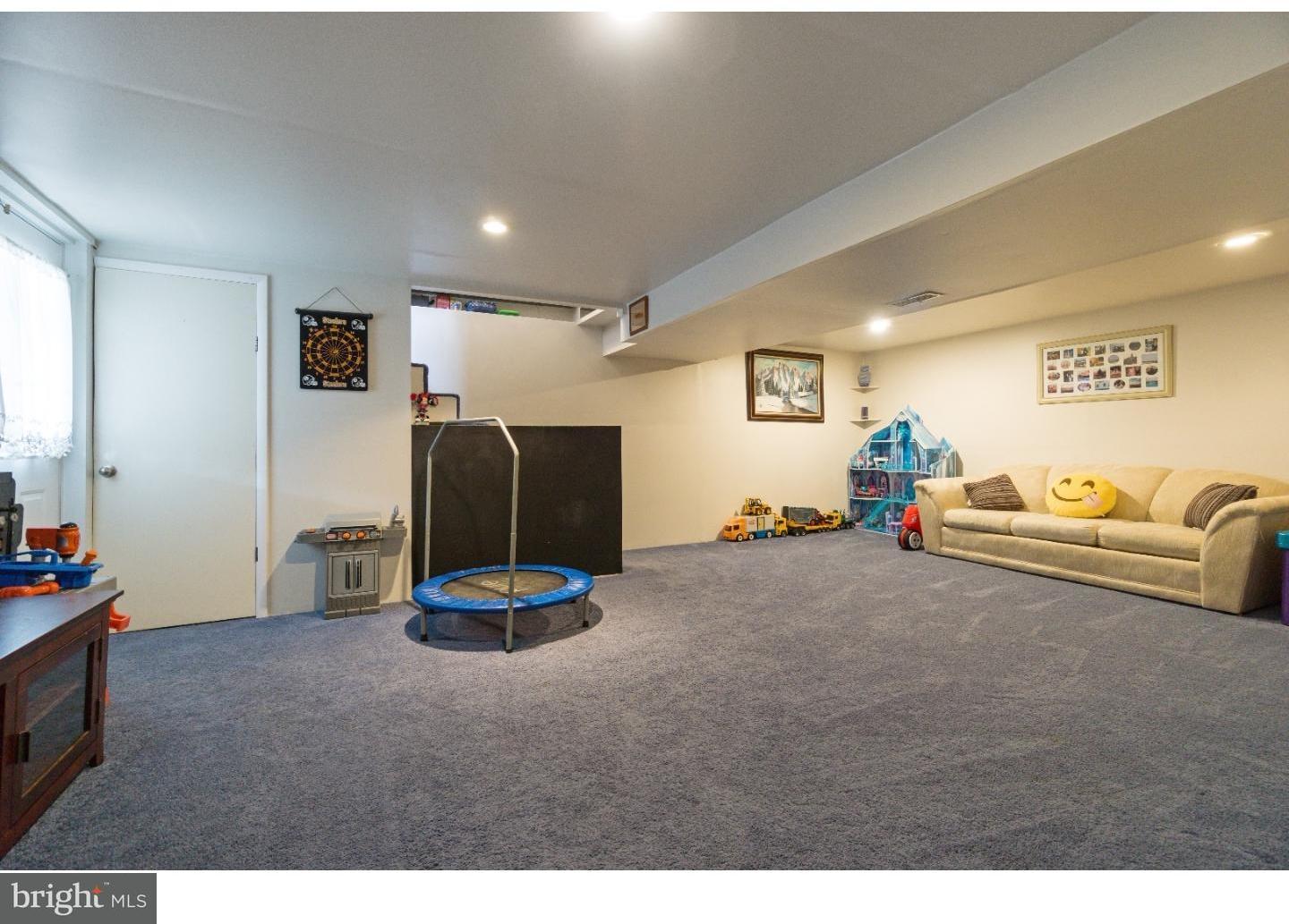 220 Tuscany Road Aston, PA 19014 - Photo 4 of 5 Basement - Finished