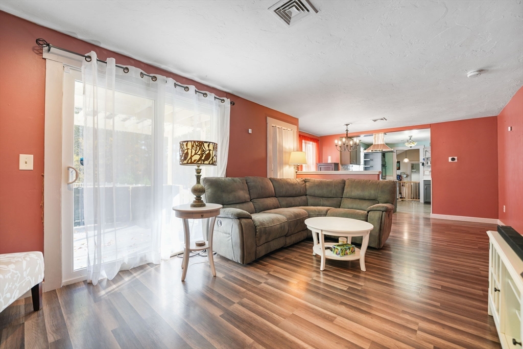 19 Reed Farm Road Lakeville, MA 02347 - Photo 11 of 34 Gallery Image 11