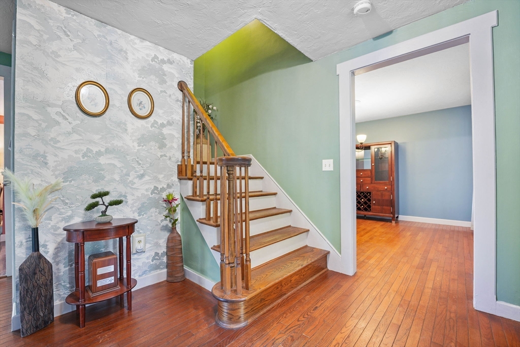 19 Reed Farm Road Lakeville, MA 02347 - Photo 3 of 34 Gallery Image 3