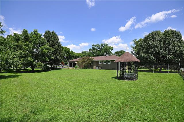 210 Bethlehem Road Lebanon, TN 37087 - Photo 14 of 16 a view of a garden