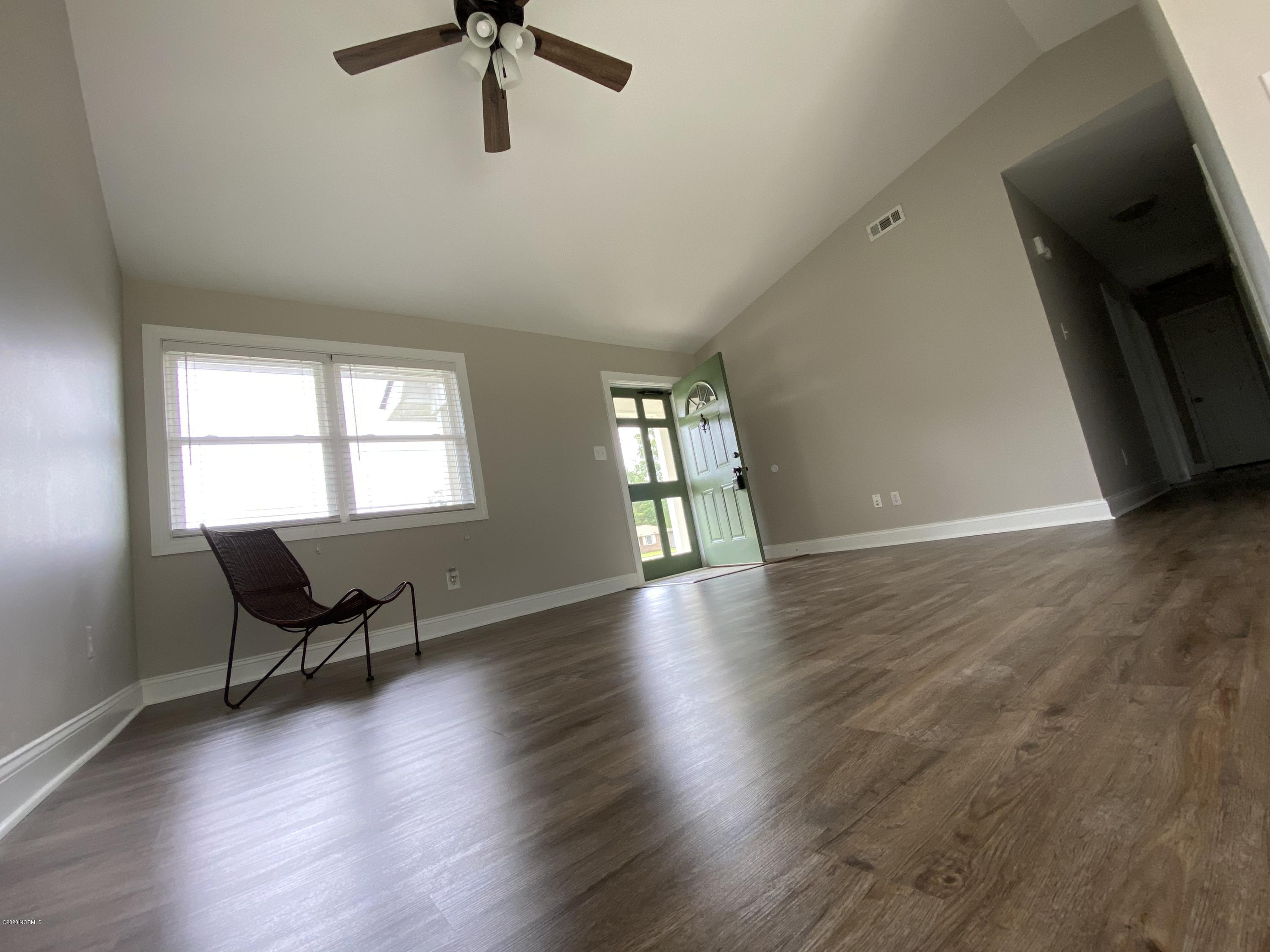 138 Bayberry Road Newport, NC 28570 - Photo 28 of 70 IMG_3516