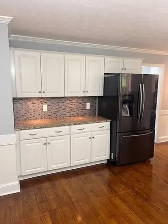 $3,000 | 871 Cedar Trace Southwest, Lilburn, GA 30047
