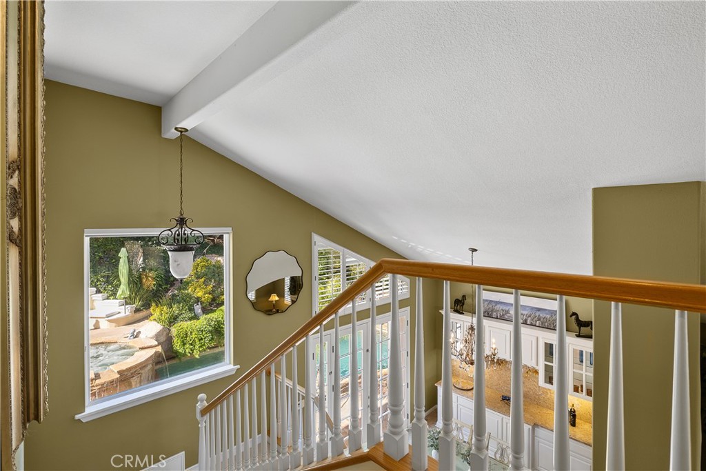 24587 Lola Lane Newhall, CA 91321 - Photo 23 of 44 a view of a balcony