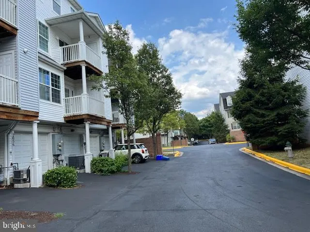 a view of room with walk in closet
