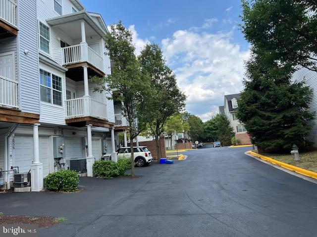 2066 University Boulevard West, Unit 7 Silver Spring, MD 20902 - Photo 29 of 37 a front view of a house with garden