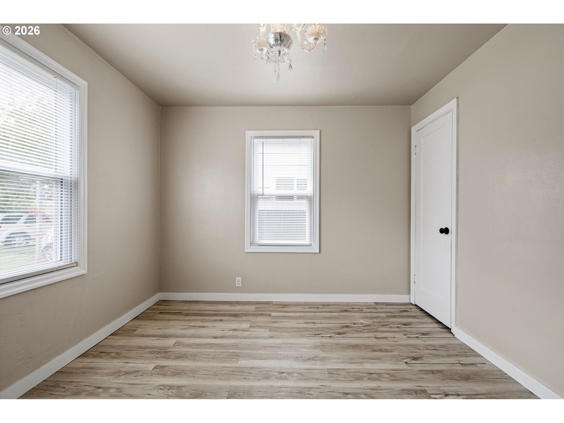 956 1st Street Springfield, OR 97477 - Photo 27 of 48