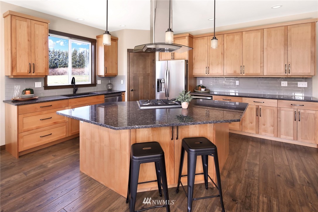 1307 Mission Road Everson, WA 98247 - Photo 8 of 24