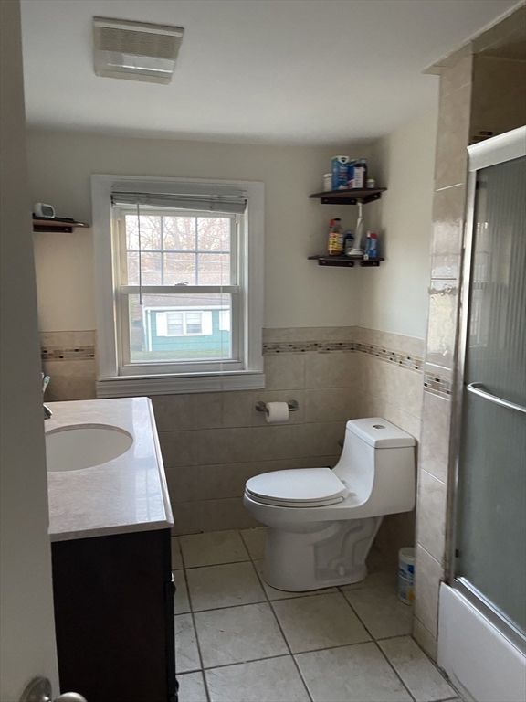 9 Karen Road Woburn, MA 01801 - Photo 19 of 32 Gallery Image 19