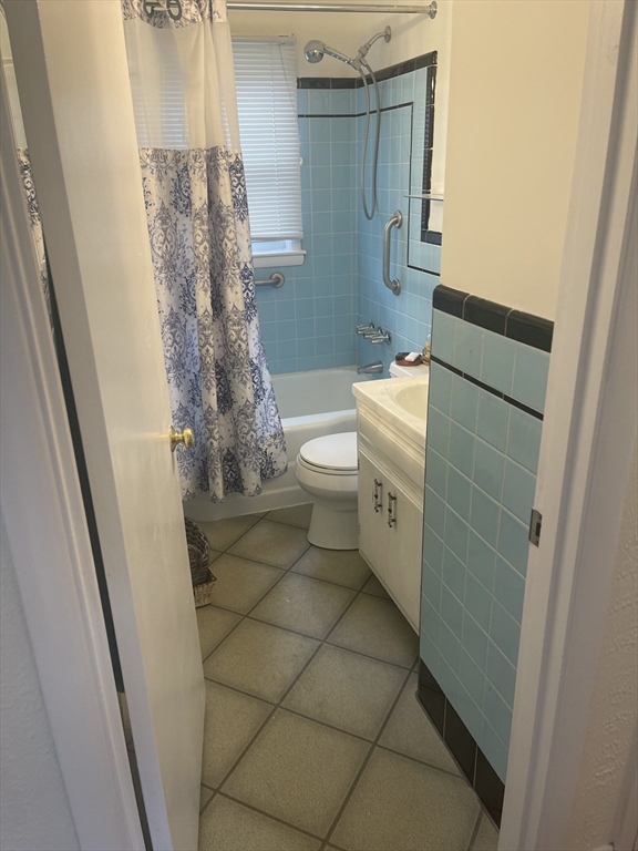 9 Karen Road Woburn, MA 01801 - Photo 8 of 32 Gallery Image 8