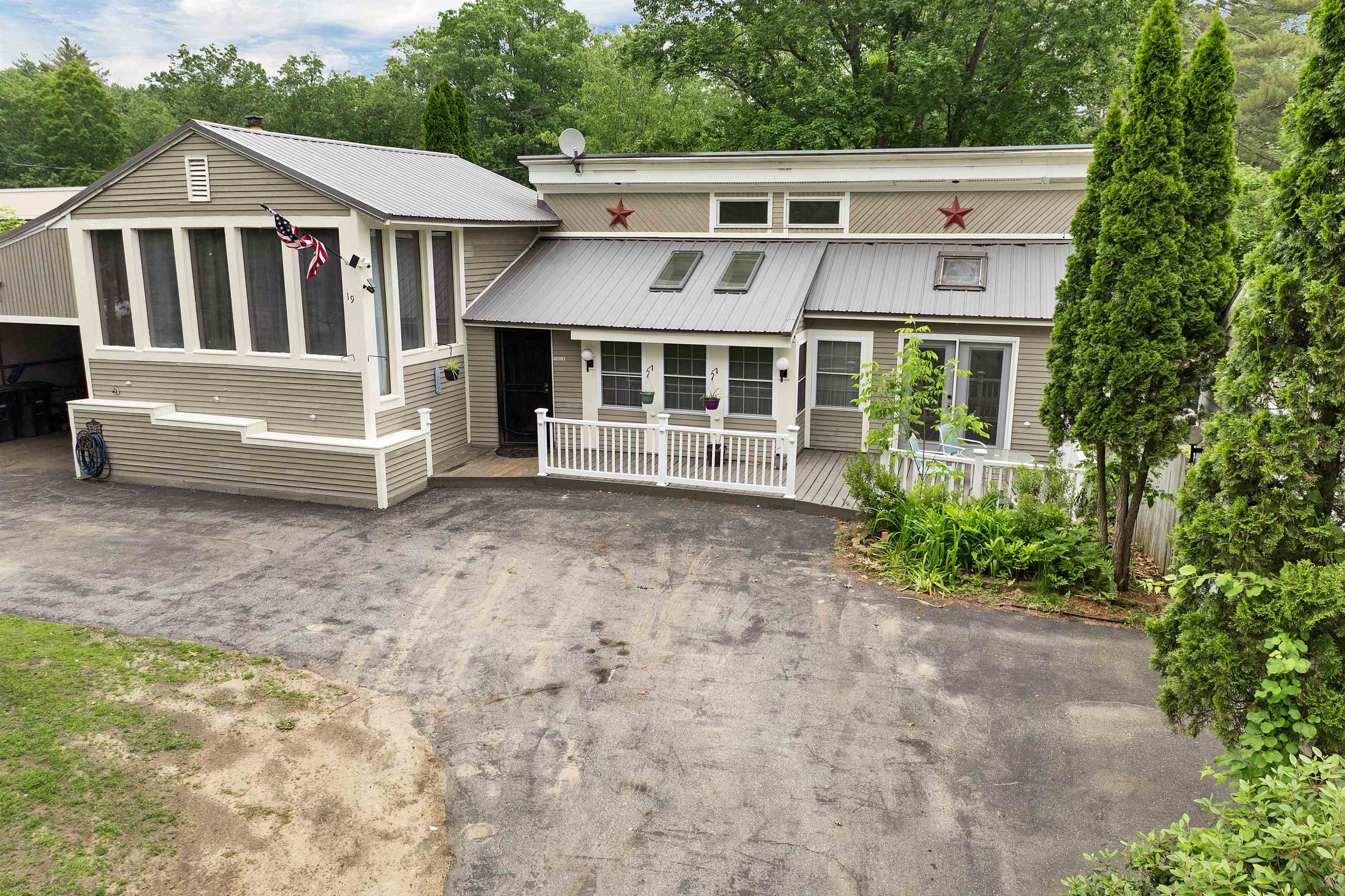 19 Hill Road Franklin, NH 03235 - Photo 3 of 47