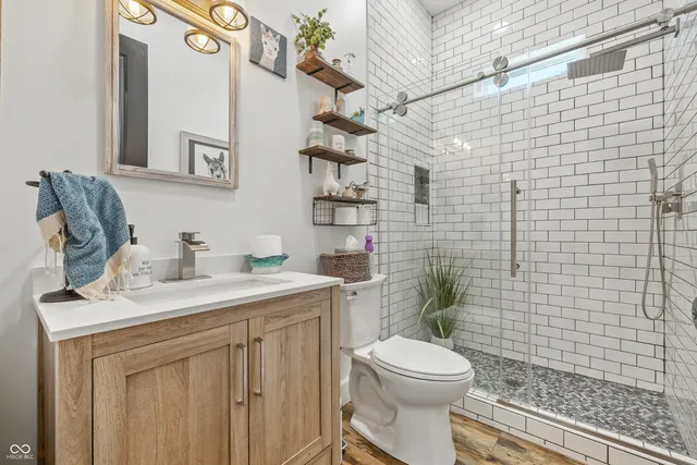 $425,000 | 1416 East 600 North, Windfall, IN 46076