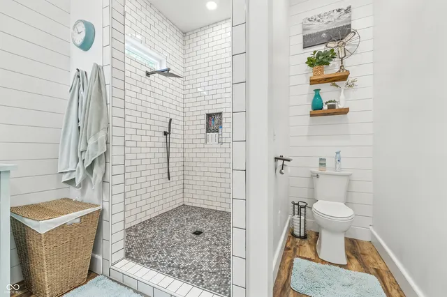 $425,000 | 1416 East 600 North, Windfall, IN 46076