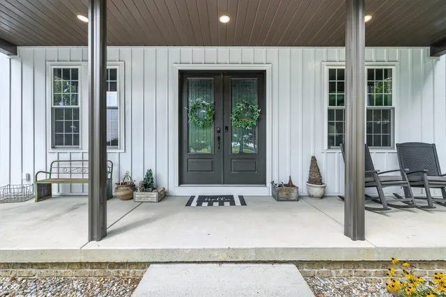 $425,000 | 1416 East 600 North, Windfall, IN 46076