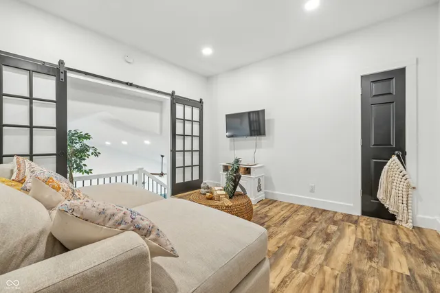 $425,000 | 1416 East 600 North, Windfall, IN 46076