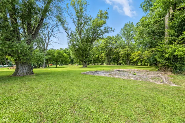 $425,000 | 1416 East 600 North, Windfall, IN 46076