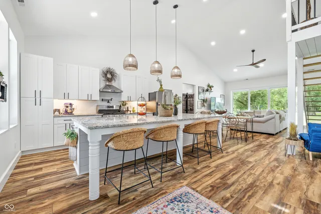 $425,000 | 1416 East 600 North, Windfall, IN 46076