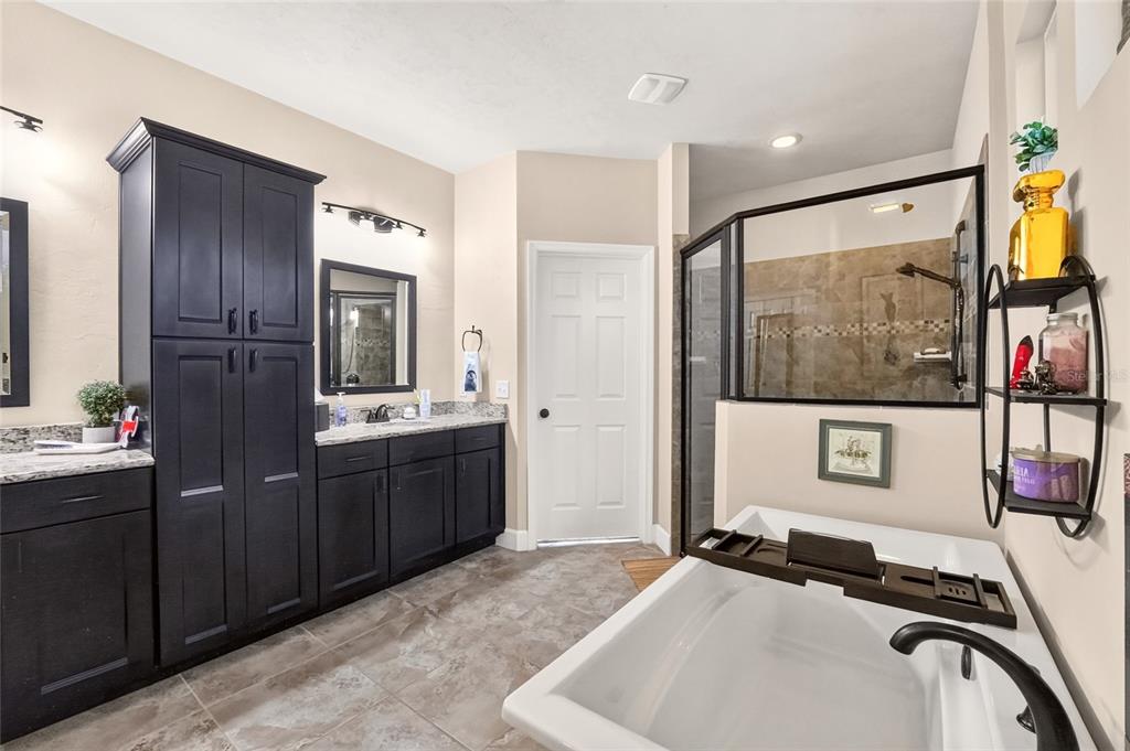 14878 Northwest 149th Road Alachua, FL 32615 - Photo 33 of 92 Gallery Image 33