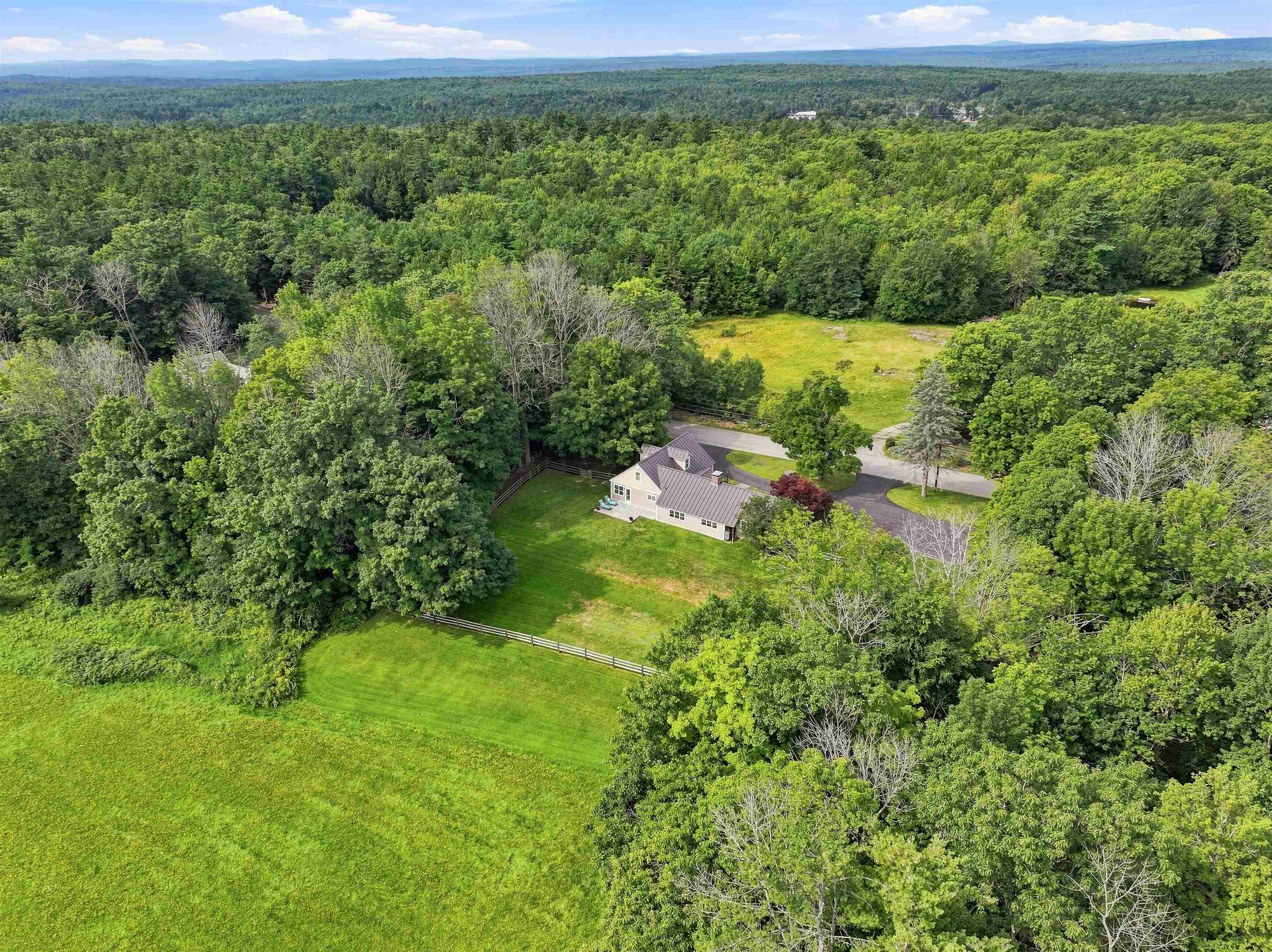 247 Middle Winchendon Road Rindge, NH 03461 - Photo 4 of 50 Gallery Image 4