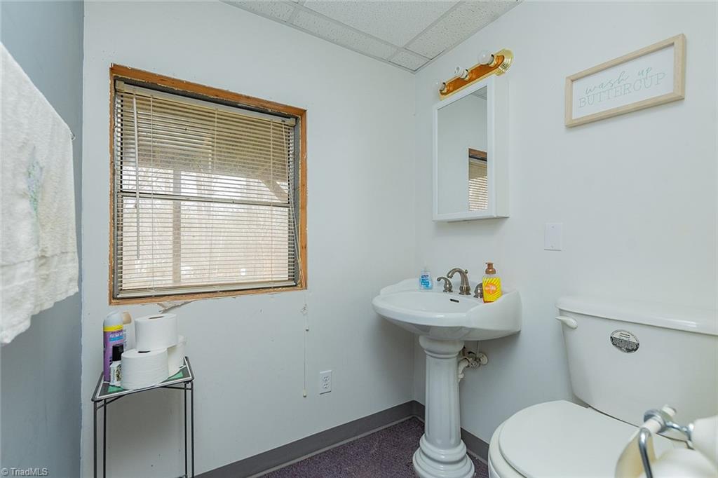 2047 Old Mountain Road Lexington, NC 27292 - Photo 22 of 29