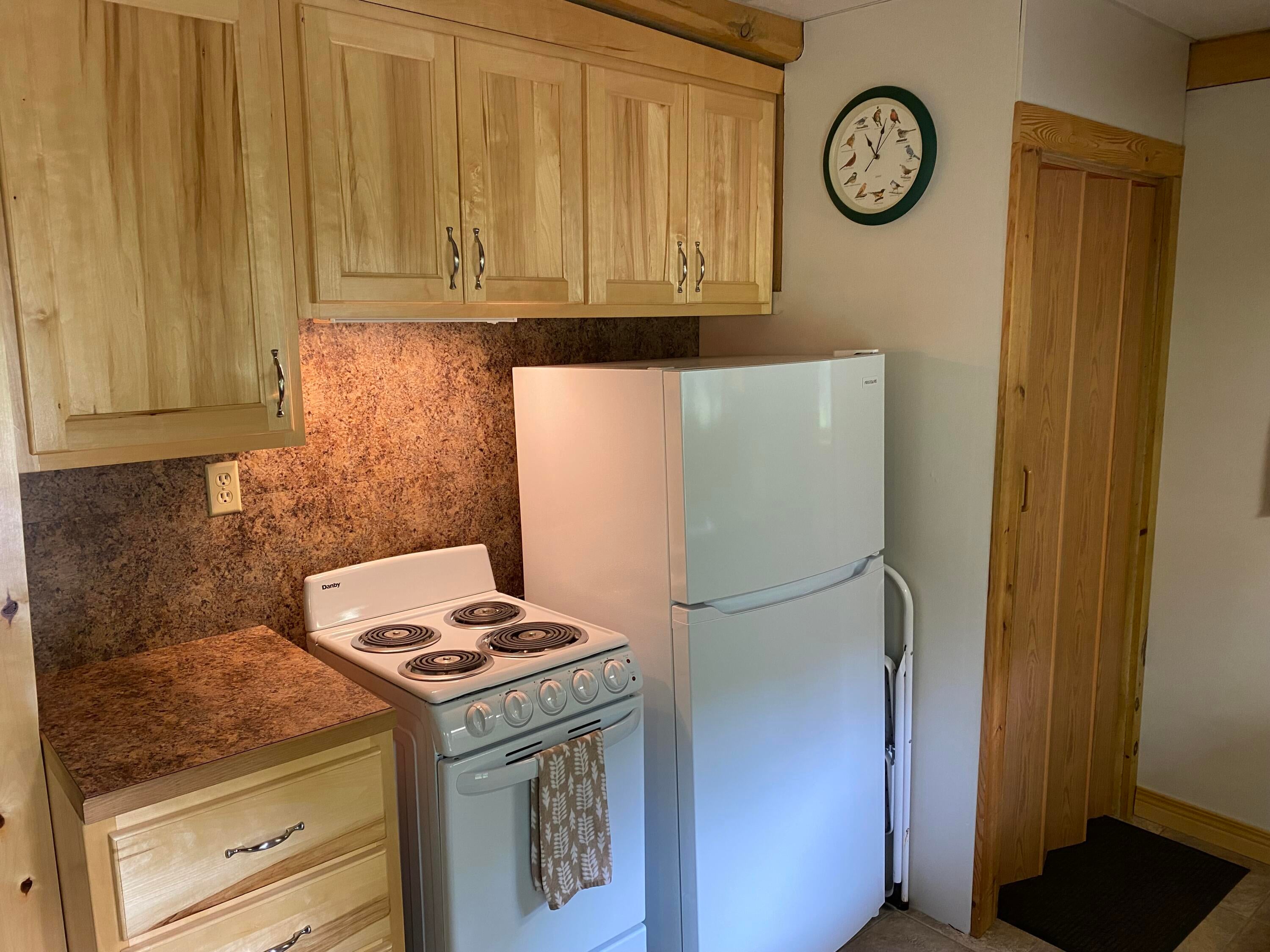 1560 Camp 10 Road Mio, MI 48647 - Photo 11 of 36 Gallery Image 11