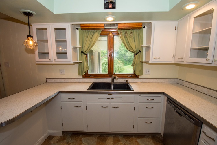 1906 Inwood Road South Bend, IN 46614 - Photo 13 of 32 Gallery Image 13