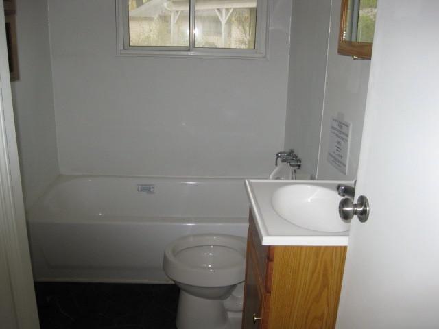3121 Keswick Road Indianapolis, IN 46222 - Photo 6 of 8