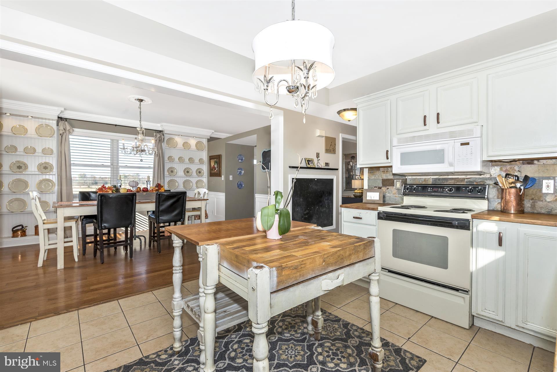 255 Bowers Road Littlestown, PA 17340 - Photo 11 of 30 Kitchen