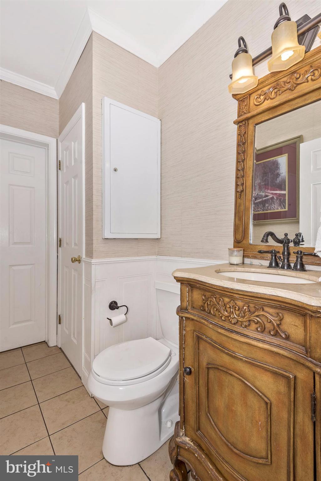 255 Bowers Road Littlestown, PA 17340 - Photo 20 of 30 Powder Room