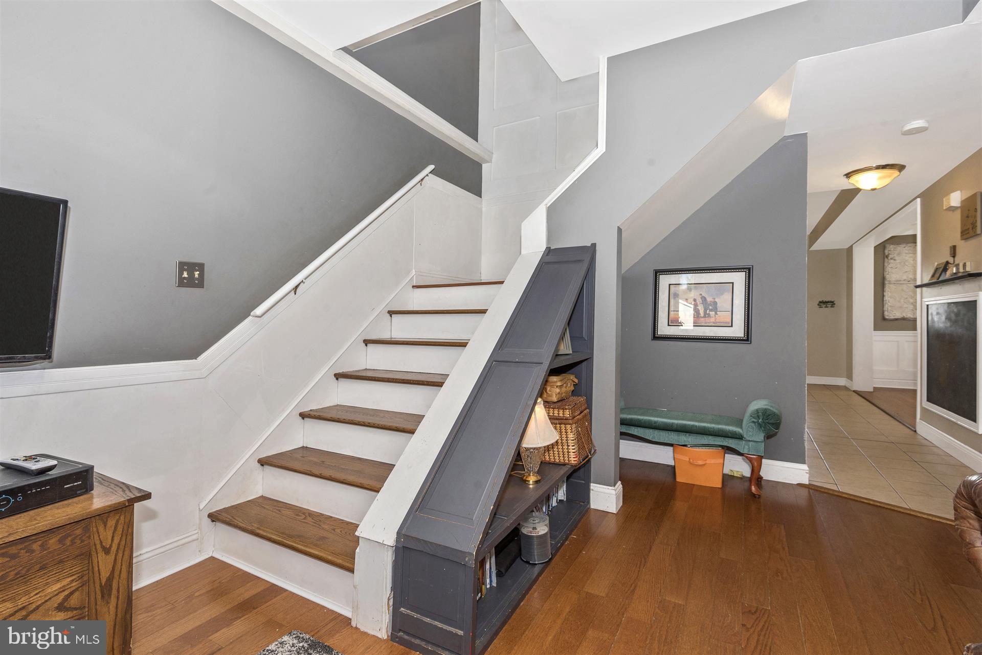 255 Bowers Road Littlestown, PA 17340 - Photo 21 of 30 Staircase
