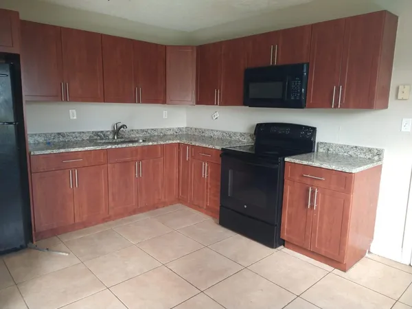 $399,000 | 8151 Southwest 6th Court, North Lauderdale, FL 33068