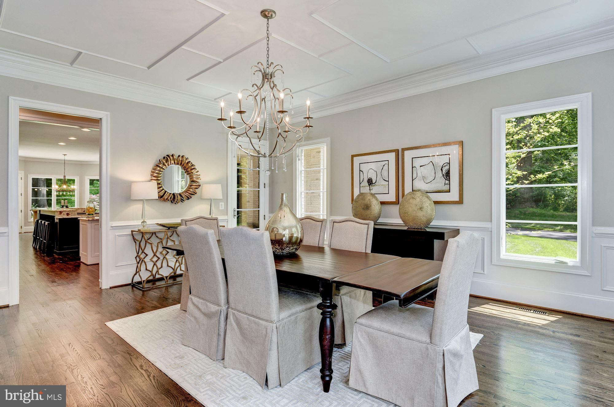 921 Saigon Road McLean, VA 22102 - Photo 4 of 29 Dining Room