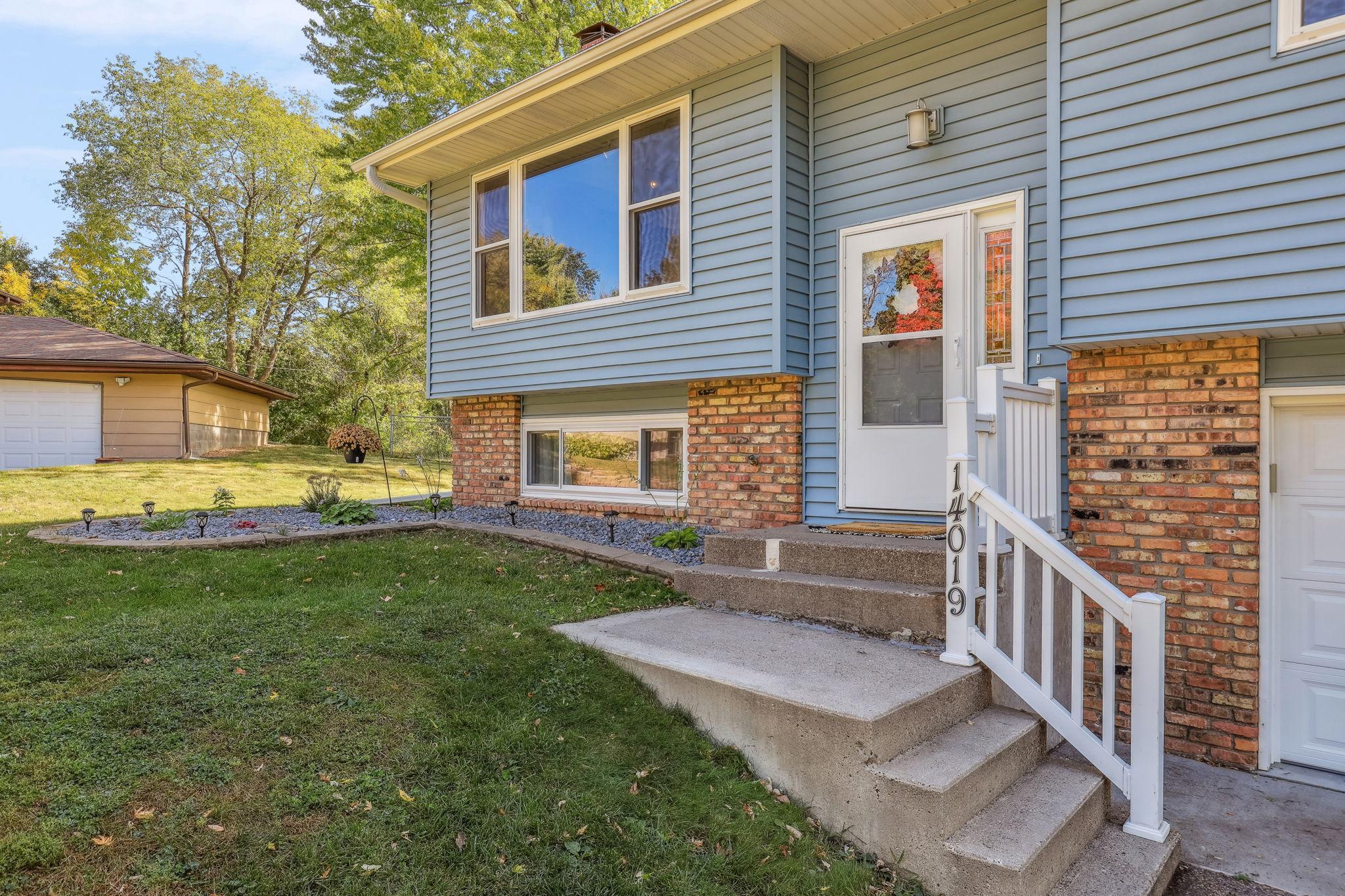 14019 68th Place North Maple Grove, MN 55311 - Photo 3 of 39 Gallery Image 3