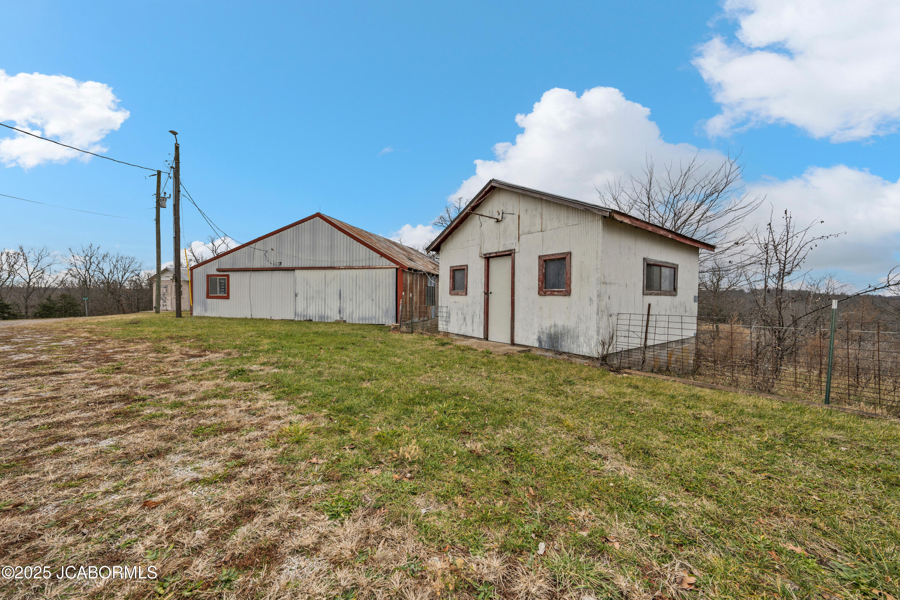 56096 State Route North California, MO 65018 - Photo 13 of 39