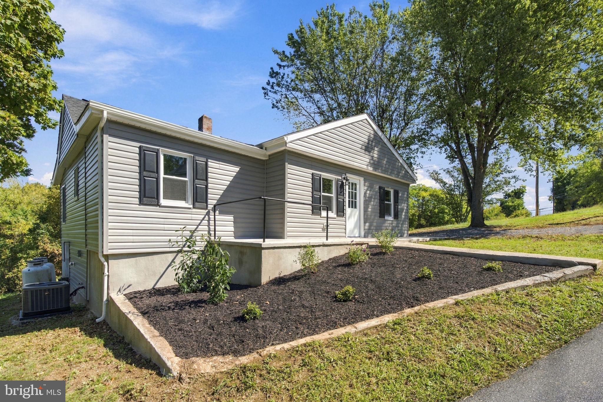 3067 Koontztown Road Falling Waters, WV 25419 - Photo 2 of 31 Gallery Image 2