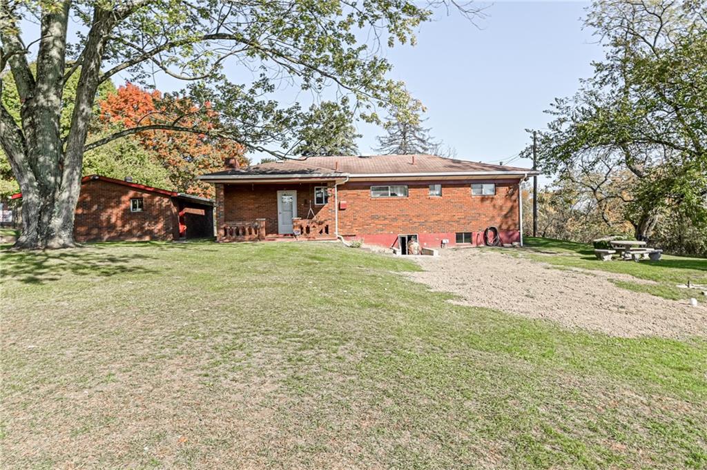 1584 Brinton Road Pittsburgh, PA 15221 - Photo 11 of 43 Gallery Image 11