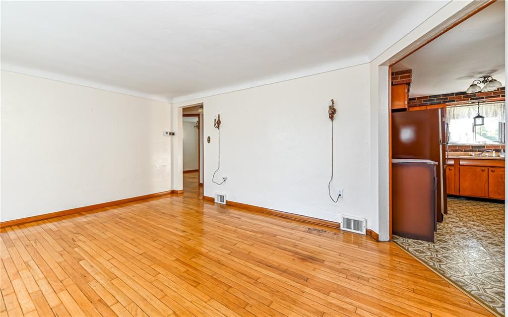 1584 Brinton Road Pittsburgh, PA 15221 - Photo 26 of 43 Gallery Image 26