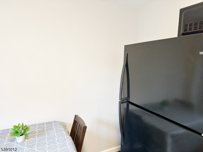 26 Duryea Street Newark, NJ 07103 - Photo 6 of 15