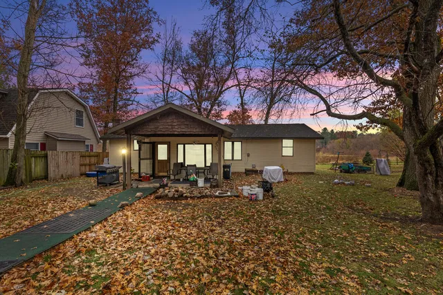 $279,900 | 18359 12 Mile Road, Big Rapids, MI 49307