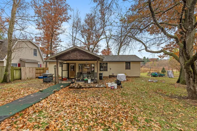 $279,900 | 18359 12 Mile Road, Big Rapids, MI 49307