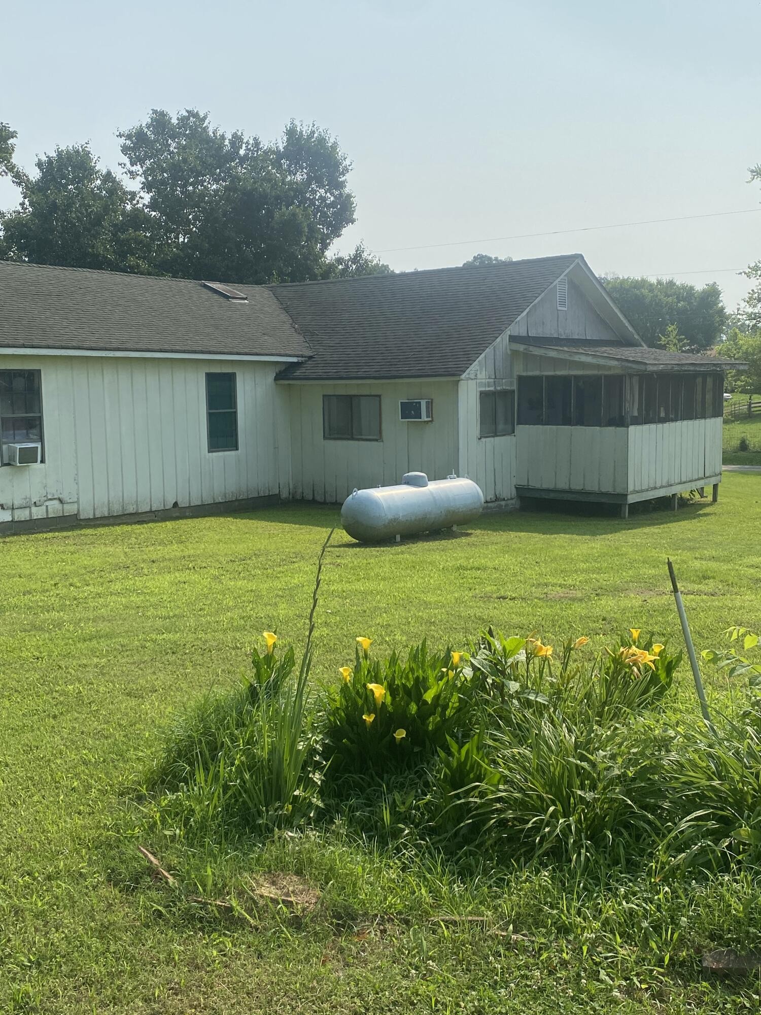 1554 Red Hill Valley Road Southeast Cleveland, TN 37323 - Photo 3 of 16 Gallery Image 3
