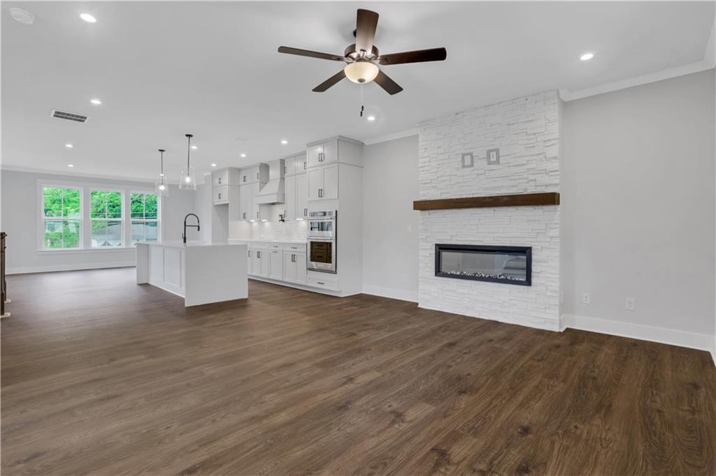 118 Bridgecrest Road Roswell, GA 30075 - Photo 16 of 40 Gallery Image 16