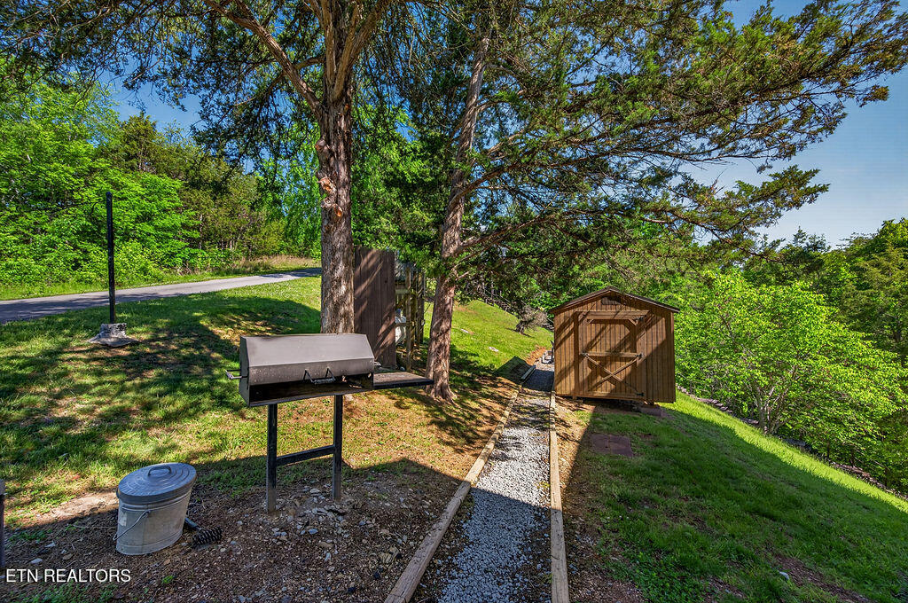 2350 Kerr Road Sevierville, TN 37876 - Photo 5 of 51 DSC_7439