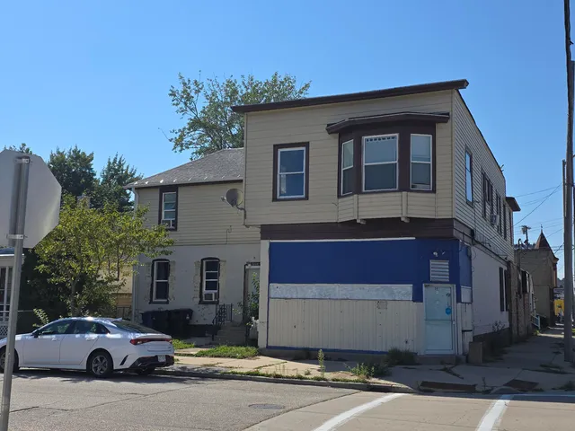 $299,900 | 501 High Street, Racine, WI 53402