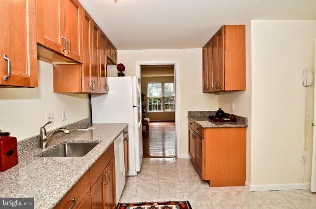 8110 Rhodell Lane Springfield, VA 22153 - Photo 14 of 29 Kitchen